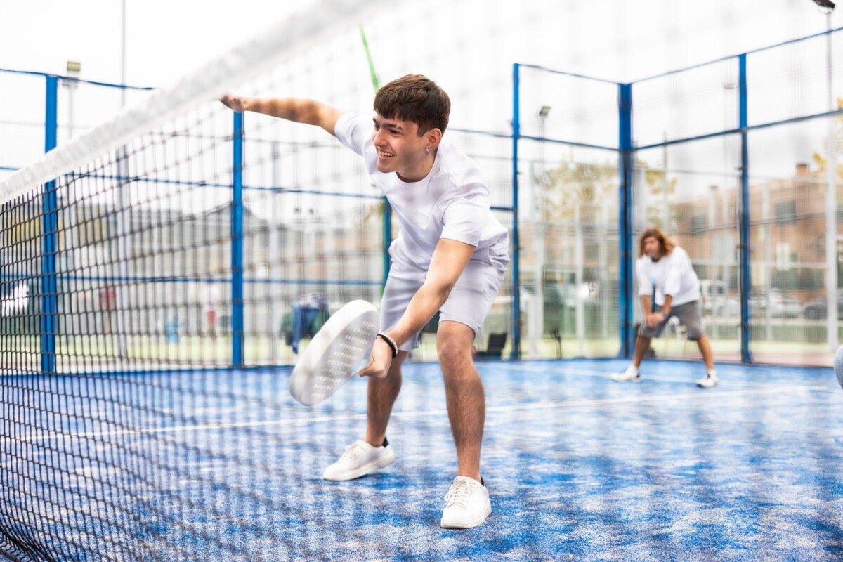 notes-de-provence.com Le Padel en Provence : focus sur la qualité des infrastructures aixoises padel 03 - Vie quotidienne